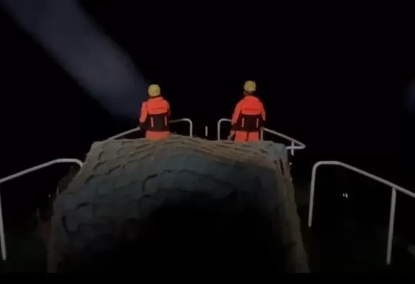 ▲▼辛柏毅仍失聯，海巡日夜找人，國海院啟動水下探測。（圖／翻攝自Facebook／管碧玲kuanbiling）