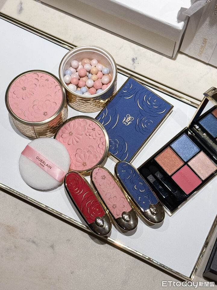 DIOR,嬌蘭,試開箱,唇膏,唇油,唇釉,彩妝,。（圖／記者李薇攝）