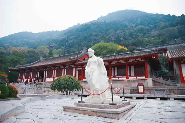 ▲西安華清池貴妃出浴雕像。（圖／CFP）