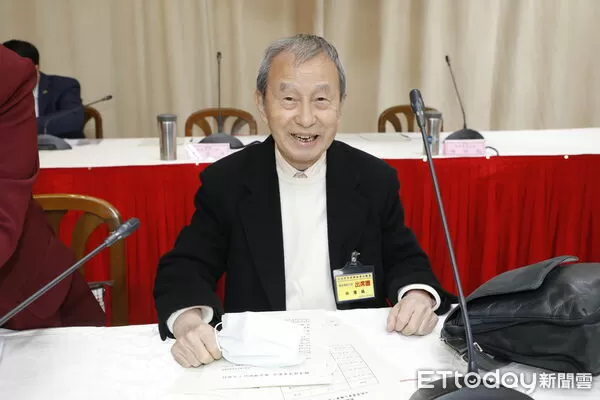 ▲▼總統彈劾案全院委會第一場公聽會14日於立法院召開。圖為學者專家代表林騰鷂。（圖／記者湯興漢攝）