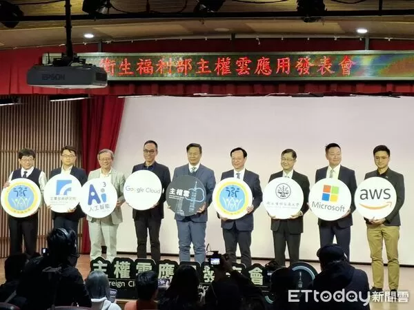 ▲▼     石崇良        。（圖／記者邱俊吉攝）