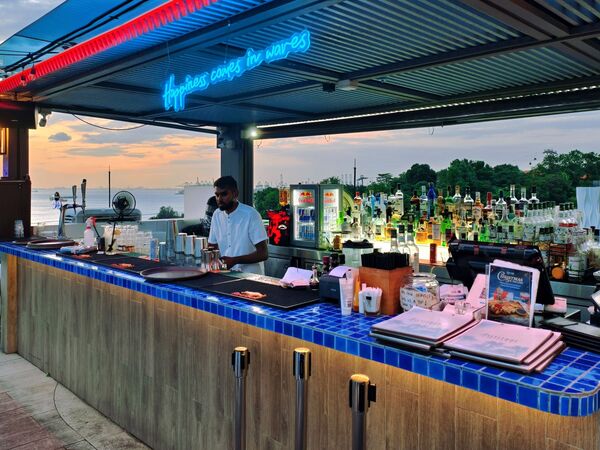 ▲▼1-Altitude Coast Rooftop Bar。（圖／部落客混血珊莎的奇幻旅程授權提供）