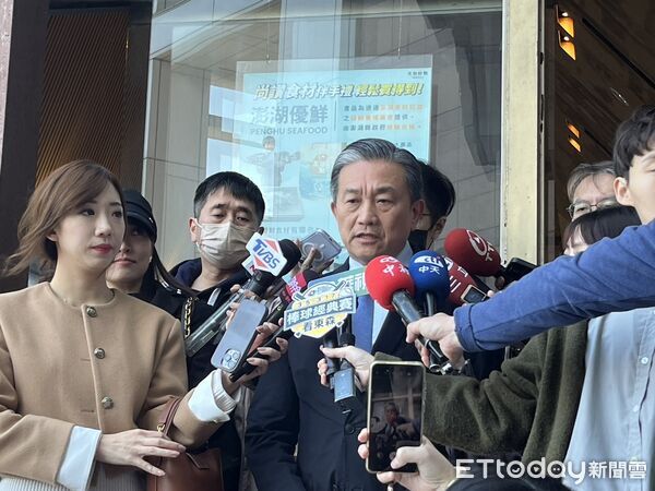 ▲▼民進黨立委王定宇接受媒體訪問。（圖／記者杜冠霖攝）