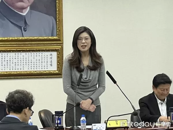 ▲▼國民黨主席鄭麗文中常會致詞。（圖／記者鄭佩玟攝）