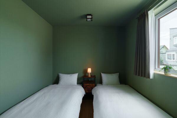 ▲薰衣草森林集團今宣布，旗下風格民宿品牌「尋路精選（Caption BY REINDEER）」正式於北海道美瑛推出全新旅宿「四季之家」與「落葉松之家」。（圖／薰衣草森林集團提供）