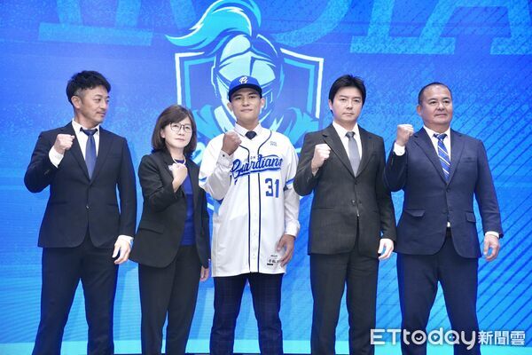 ▲▼  林岱安加盟記者會。（圖／記者鄭毓齡攝）