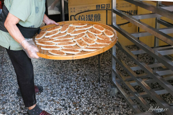 ▲▼素食老兵牛舌餅。（圖／部落客飛天璇的口袋授權提供）