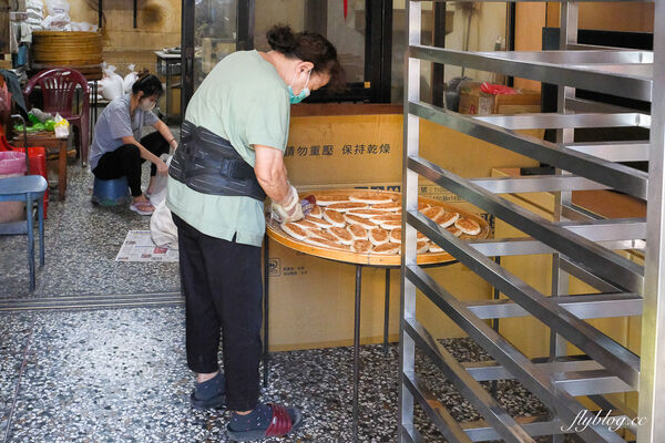 ▲▼素食老兵牛舌餅。（圖／部落客飛天璇的口袋授權提供）
