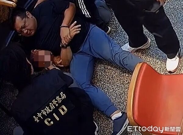 ▲▼金飾店小開被詐5千萬。（圖／警方提供）