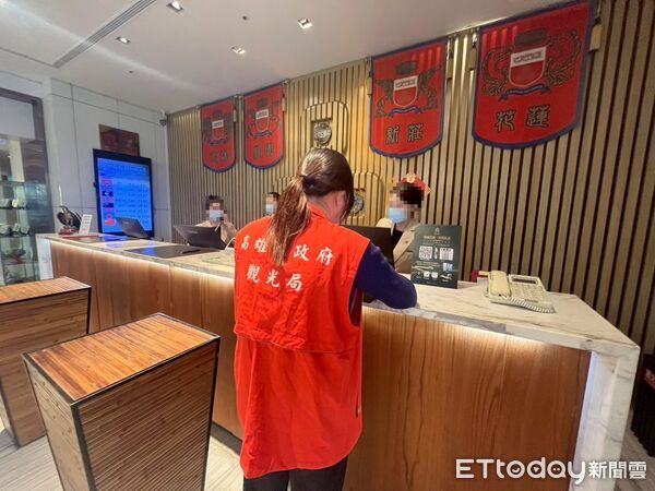 ▲觀光局前往飯店稽查，均符合備查房價。（圖／記者許宥孺翻攝）