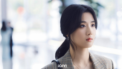 26歲爆紅陸劇女星「粉絲面前下跪」登熱搜　親揭背後原因有洋蔥！