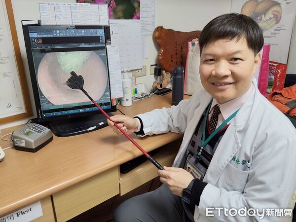 ▲▼  ［打瘦瘦針未告知 空腹檢查胃仍大量積食］    。（圖／聖馬爾定醫院提供）