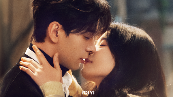 ▲陳星旭、盧昱曉、代旭在《軋戲》中陷入三角戀。（圖／iQIYI提供）