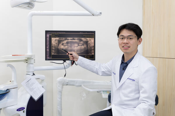 ▲▼智齒難拔不再怕，陽交附醫推「二階段手術」大幅降低神經受損風險。（圖／陽交附醫提供，下同）