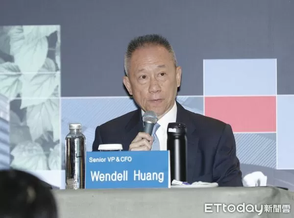 ▲▼台積電2025第四季法說會15日舉行，台積電董事長暨總裁魏哲家親自主持，對美投資及關稅問題仍是媒體關注焦點。圖為台積公司財務長兼發言人黃仁昭。（圖／記者湯興漢攝）