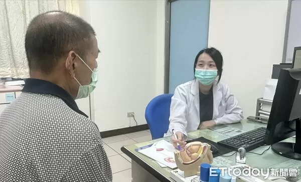 ▲▼  老年尿尿滴到鞋」是真的？嘉榮泌尿科提醒男性留意攝護腺肥大警訊   。（圖／嘉義榮民醫院提供）