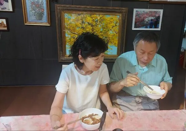 陳佩琪透露不在乎柯文哲是否會看不雅片，標準為「沒在外面有私生子、等我老了跑來爭產就好了…」。（翻攝自臉書@陳佩琪）