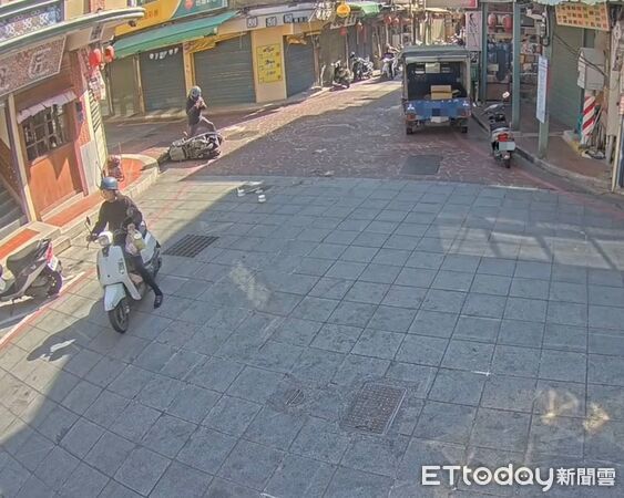 ▲▼金門機車碰撞事故，女騎士肇逃將依公共危險罪移送地檢。(圖／金門縣警察局金城分局提供)