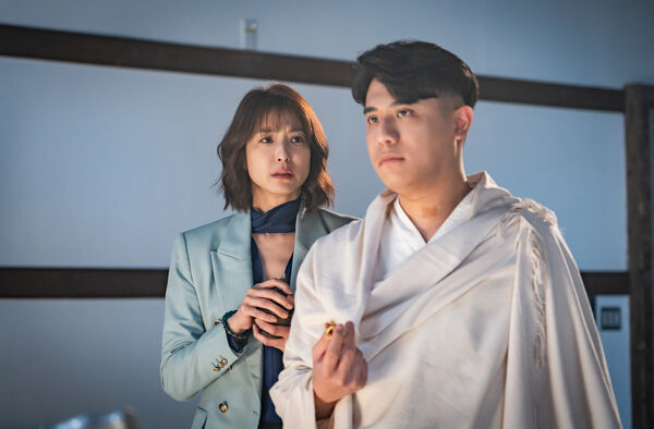 ▲《啵me之我的青春住了鬼》找來現實中也是禪師的熊仁謙出演。（圖／風暴國際提供）