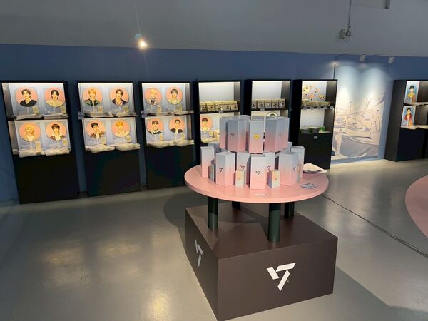 ▲▼SEVENTEEN松山文創快閃店內部長這樣！可買官方周邊商品。（圖／Star Plan辰星計畫提供）