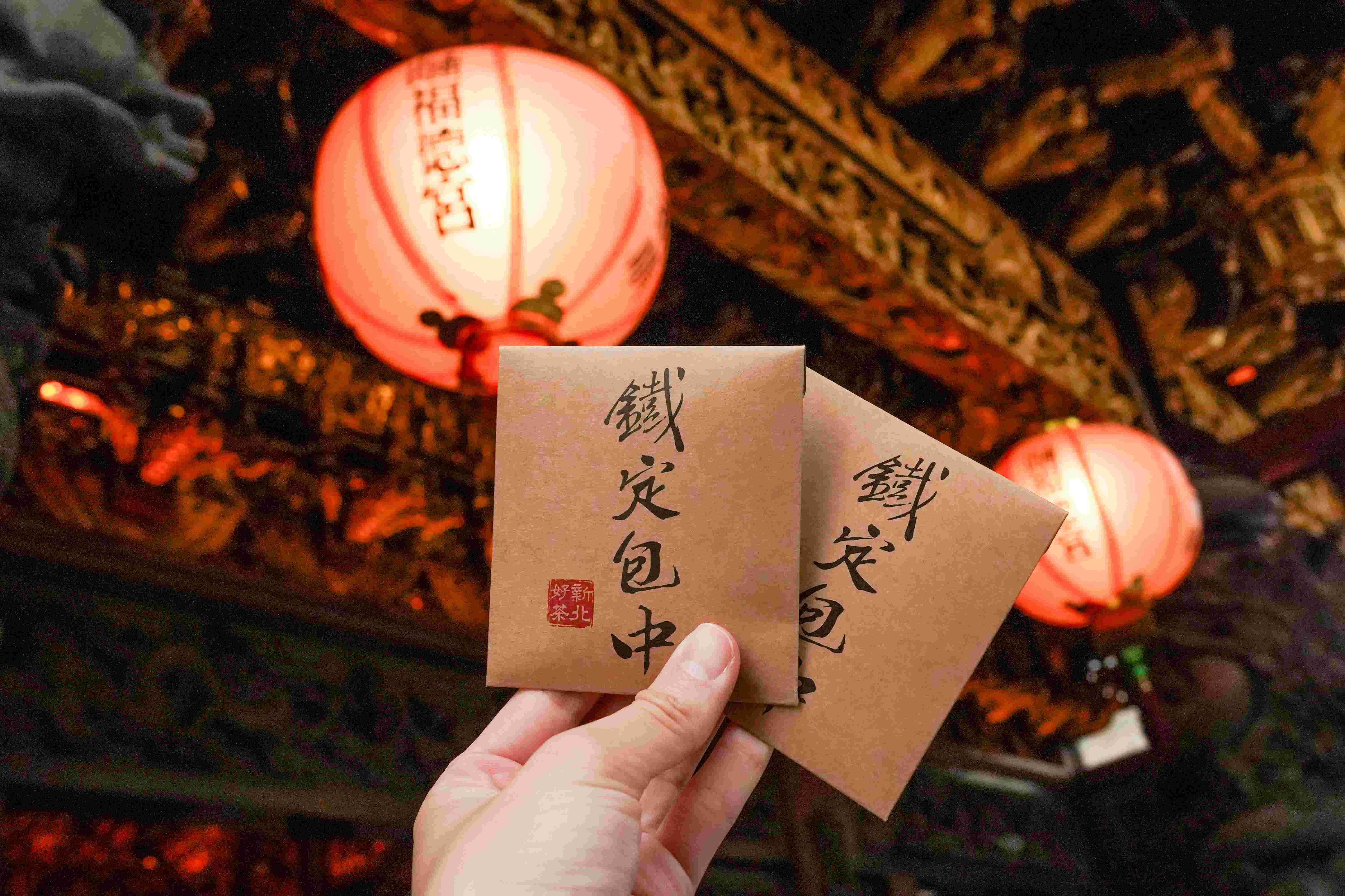 ▲學測應援「鐵定包中」 新北11處考場免費送包種茶。（圖／新北市農業局提供）