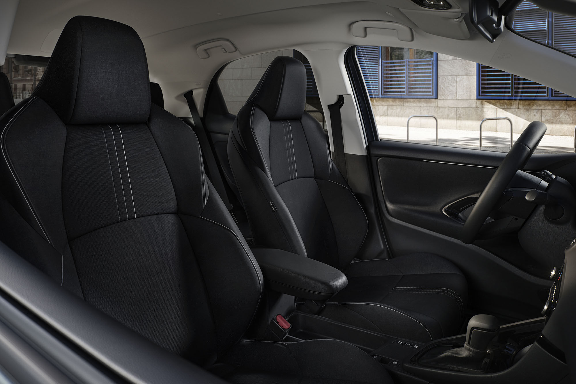 ▲TOYOTA「歐規Yaris新年式」亮相！全新車色更搶眼內裝也升級。（圖／翻攝自TOYOTA）