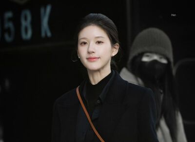 飯圈失控「一票藝人關微博」！趙露思註銷3千萬帳號  她停更10年自保