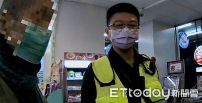 8旬阿北血糖驟降超商裡腿軟昏倒　屏東內埔警即伸援手助脫險