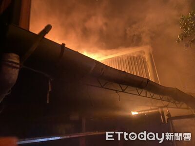 屏東民宅凌晨大火「1樓全面燃燒」!屋主受困送醫 搶救無效亡