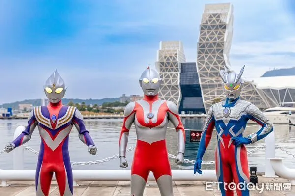 ▲▼超人力霸王降臨港都。（圖／記者許宥孺翻攝）