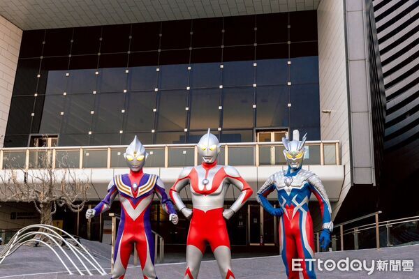 ▲▼超人力霸王降臨港都。（圖／記者許宥孺翻攝）