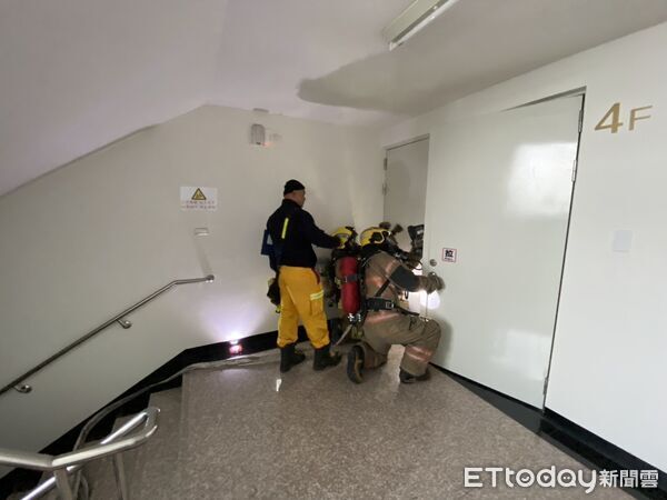 ▲台南市消防局第五救災救護大隊結合轄內工廠辦理聯合演練，提前為119消防節暖身。（記者林東良翻攝，下同）