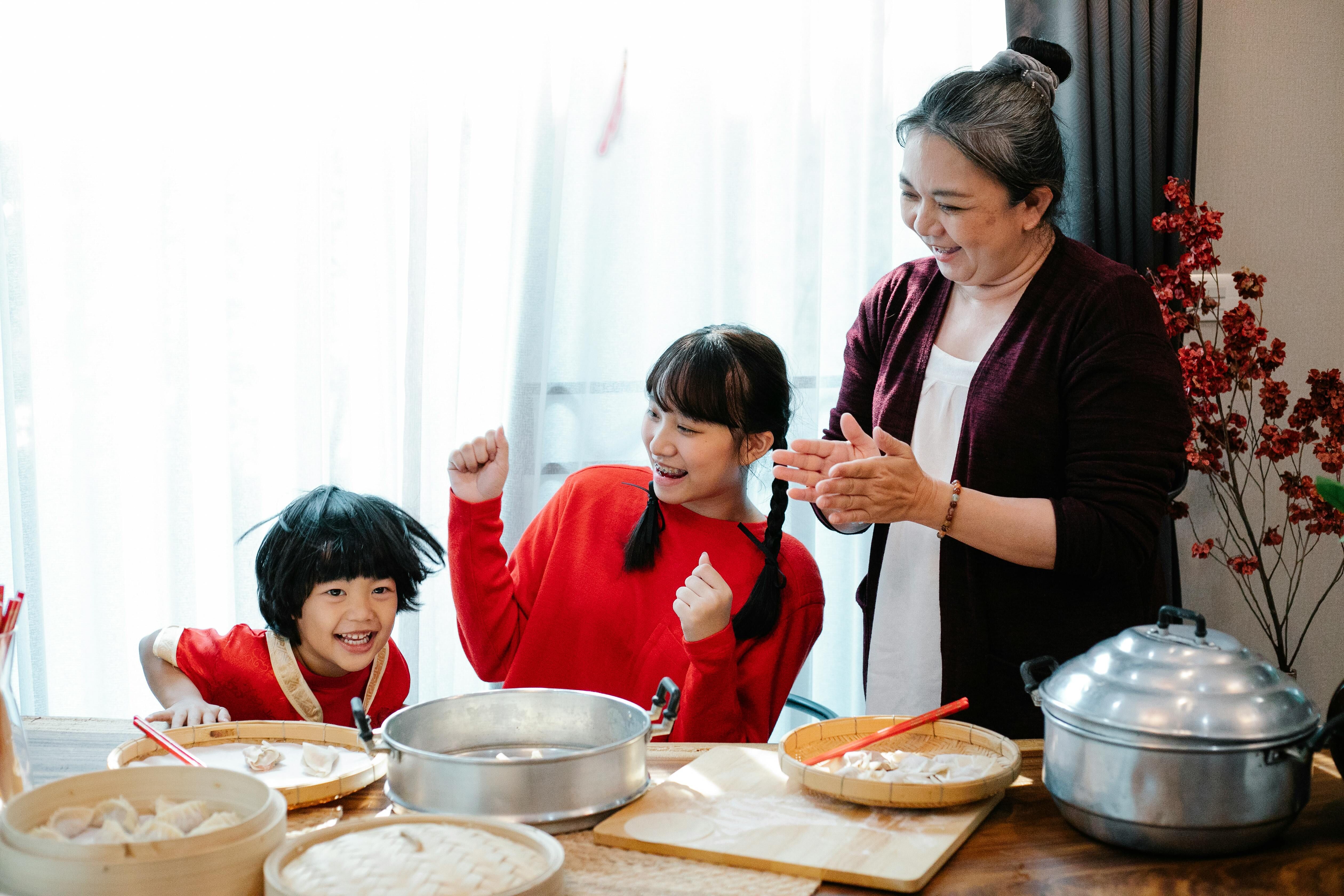 ▲▼過年,春節,家人,相處,生氣,情緒。（圖／取自免費圖庫pexels）