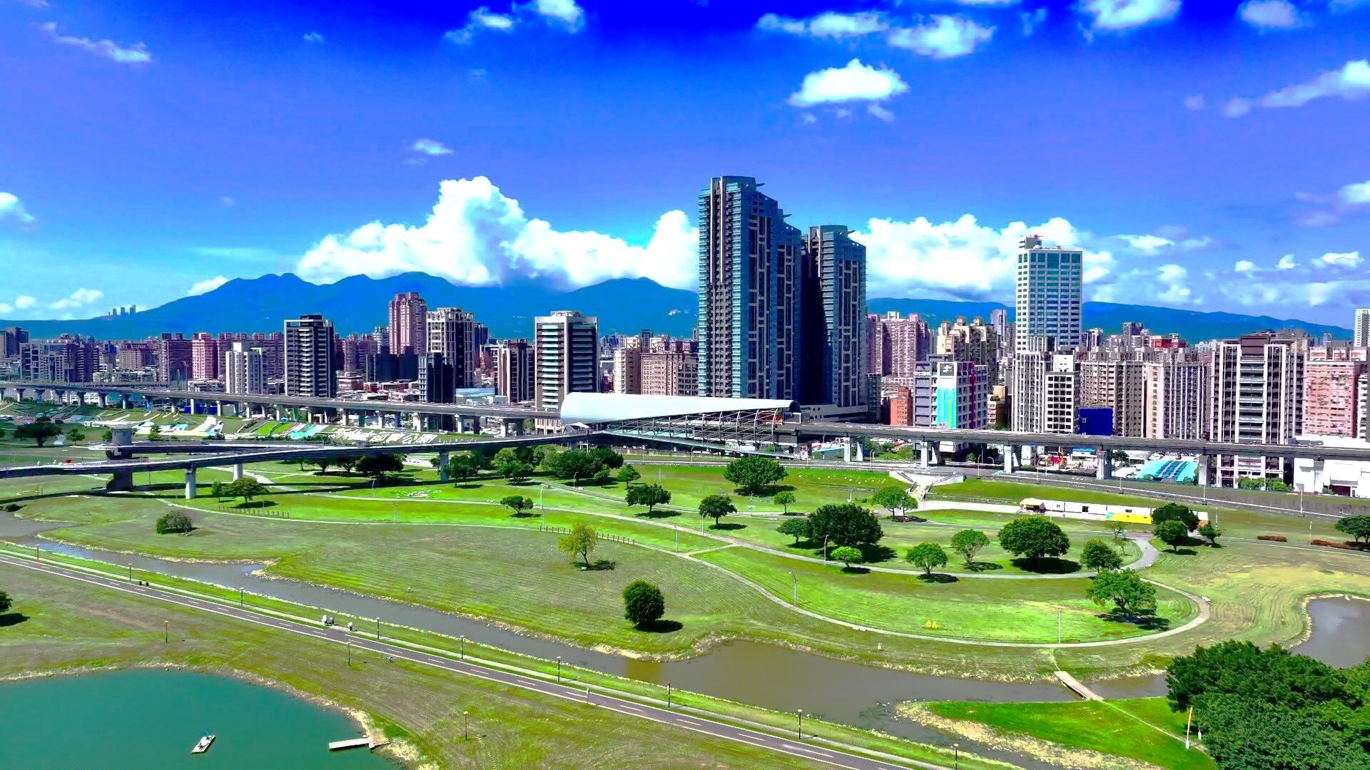 ▲三重，大都會公園，新北，房市。（圖／記者姜國輝攝）