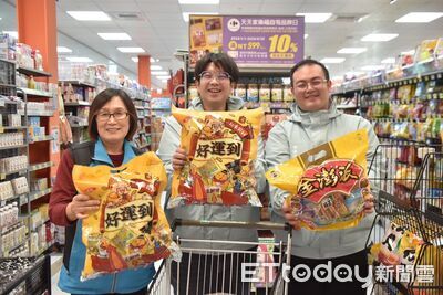 花蓮市公所發愛心禮券了！「1人500元」1331戶受惠 　採買教戰曝