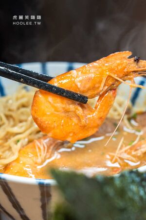 ▲▼左營台灣味拉麵店「贏麵製麵所」！虱目魚大骨熬煮高湯，推薦魚豚鵪鶉蛋醬油拉麵、限量雞湯口味。（圖／部落客虎麗笑嗨嗨提供）