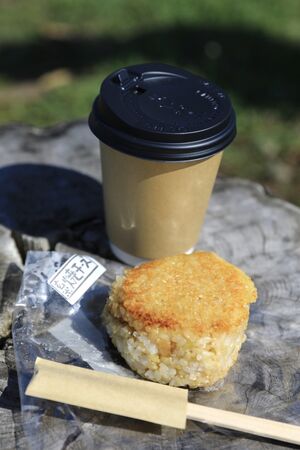 ▲▼日本北海道東川美食「玄米おむすび ちゃみせ」，當地人才知的隱藏可愛玄米飯糰店，一天只賣兩個半小時。（圖／部落客小虎提供）