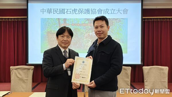 ▲▼調查局退休副局長孫承一號召成立中華民國石虎保護協會，16日舉辦第一次會員大會選出理監事，孫承一獲選首任理事長，並聘任4位顧問。（圖／記者黃哲民攝）