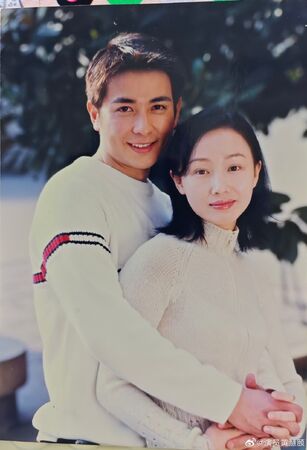 ▲▼《一簾幽夢》保劍鋒遭爆出軌又隱婚。（圖／翻攝自微博／演員黃慧頤）