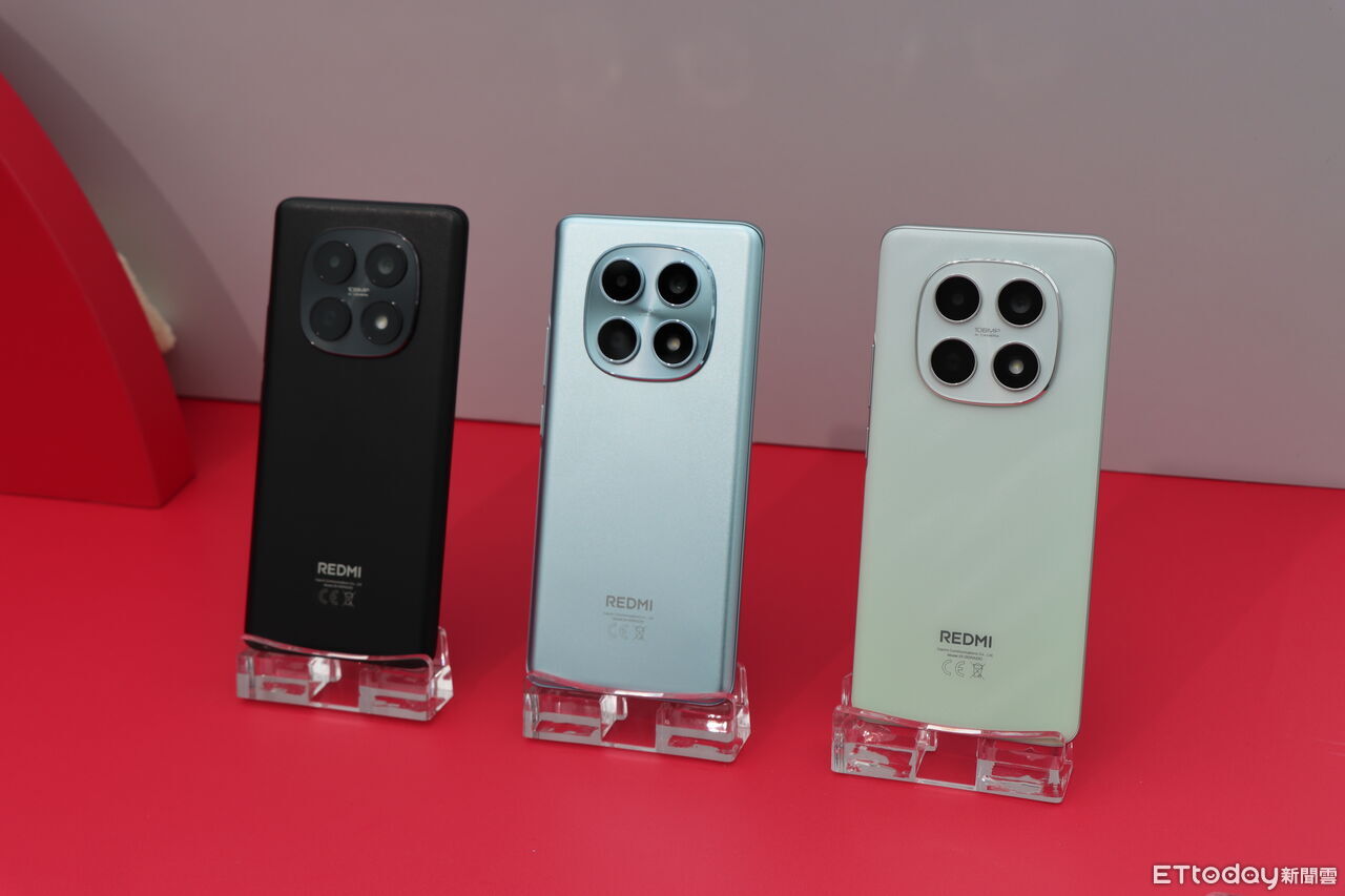 ▲▼     REDMI Note15        。（圖／記者蘇晟彥攝）