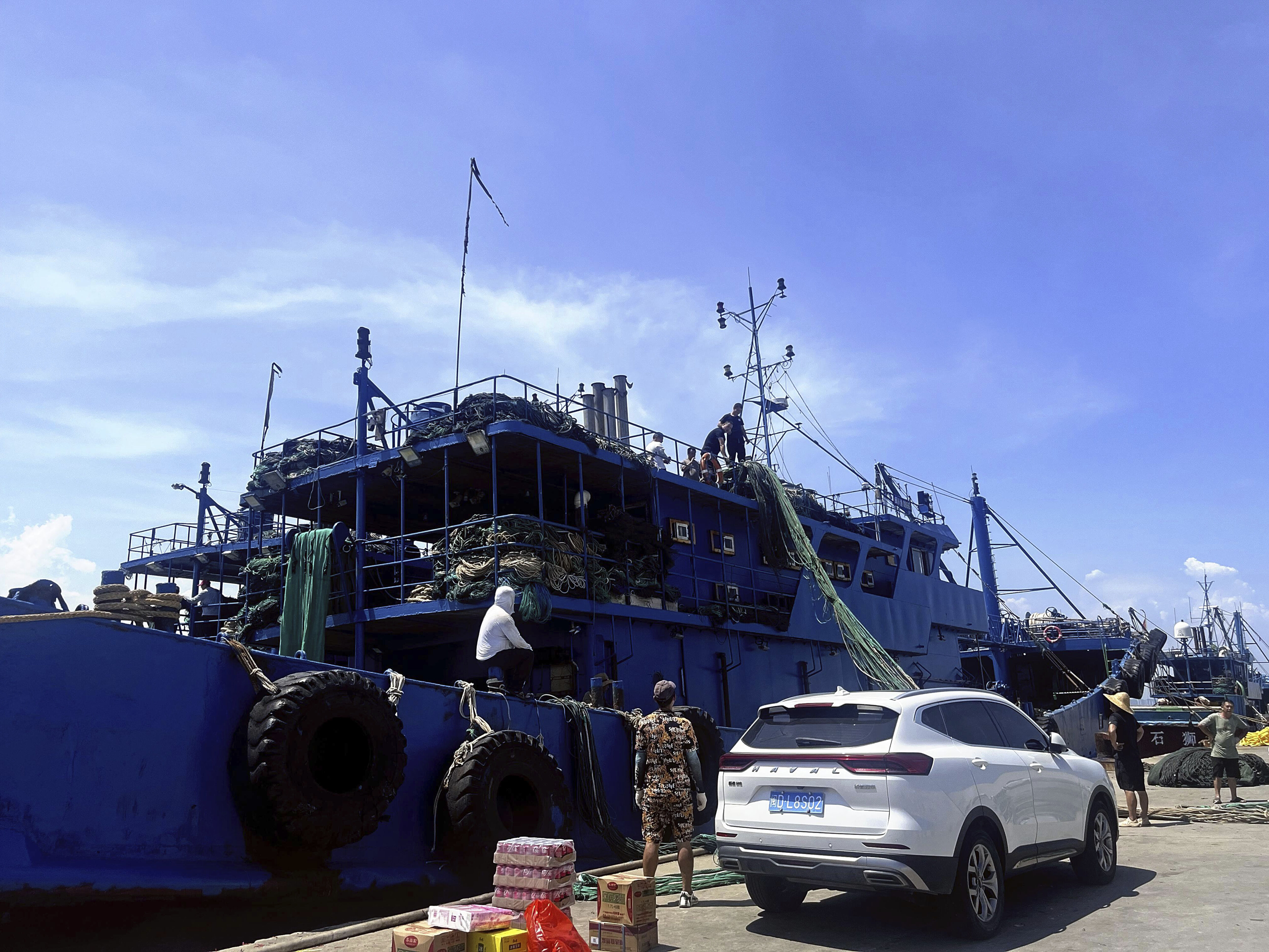 ▲▼中國福建省泉州市石獅市的漁船。去年8月16日禁漁期結束前，中國政府禁止漁船在「敏感海域」作業。（圖／達志影像／美聯社）