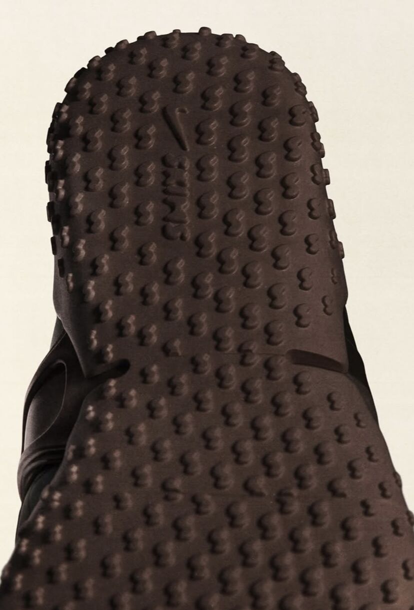 ▲▼ 聯名鞋履。（圖／翻攝IG）