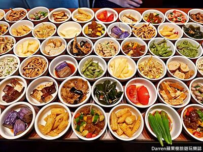 200元爽嗑主餐＋40道韓式小菜吃到飽