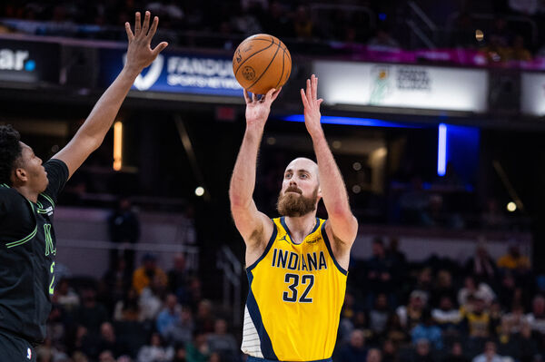 ▲溜馬赫夫狂轟生涯新高29分，率隊在主場擊敗鵜鶘。（圖／路透）