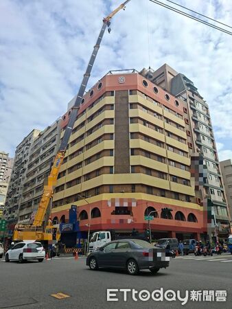 ▲▼新興施工             。（圖／記者陳宏瑞翻攝）