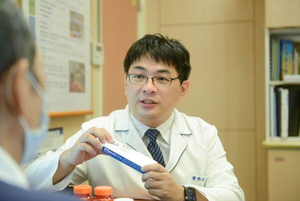 ▲▼台北慈濟醫院藥學部藥師王平宇。（圖／台北慈濟提供）