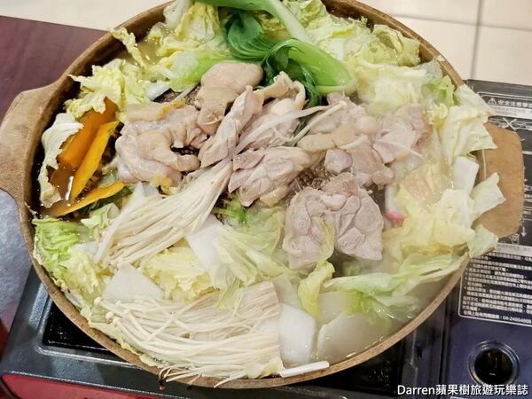 ▲▼低消200元40道韓式小菜吃到飽。（圖／部落客darren提供）