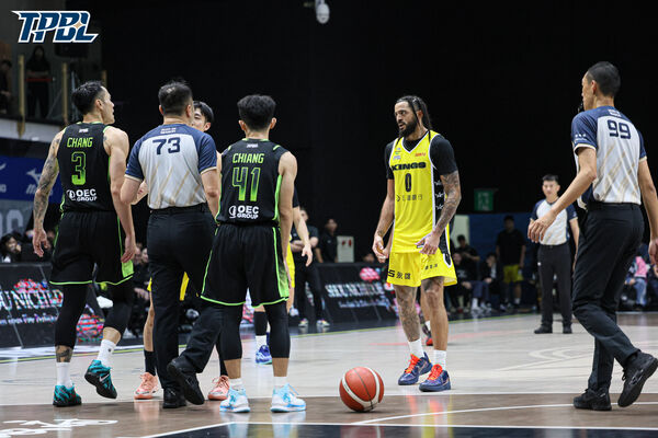▲夢想家班提爾、蔣淯安、張宗憲，國王杰倫。（圖／TPBL職籃提供）
