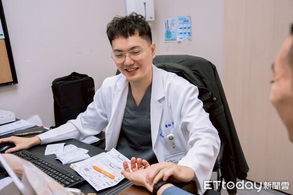 ▲馬光醫療網進駐台南北區，今正式成立「開元馬光中醫診所」，成為全台第26家分院。（記者林東良翻攝，下同）