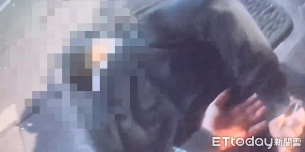 ▲盧男疑因被騙投資300萬憤而持斧頭當街砍殺林男。（圖／記者張君豪翻攝）